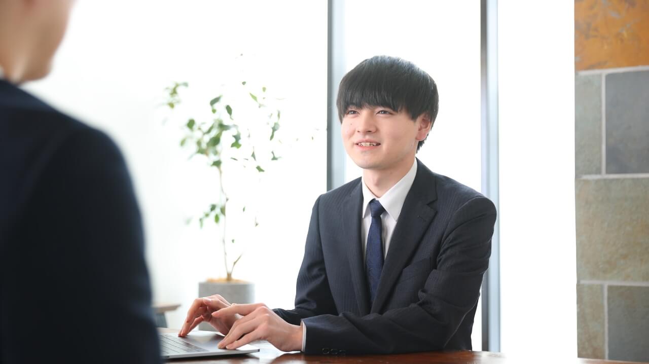 仕事中のイメージ